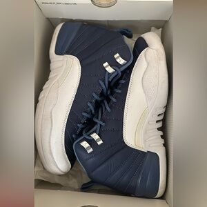 Air Jordan 12 retro ‘Indigo’ in Blue size 7 grade school
